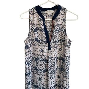 Olive & Oak Sleeveless Blue and White Blouse